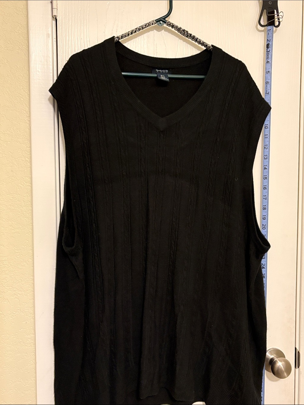 Harbor Bay Black Cable-Knit V-Neck Sweater Vest